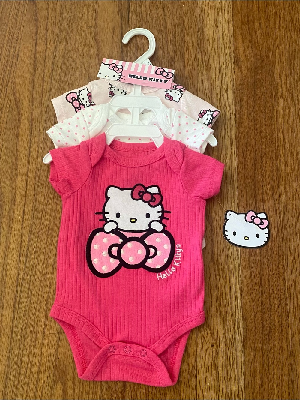 Hello Kitty Pink Ribbed Short-Sleeve One-Piece Bodysuit Set